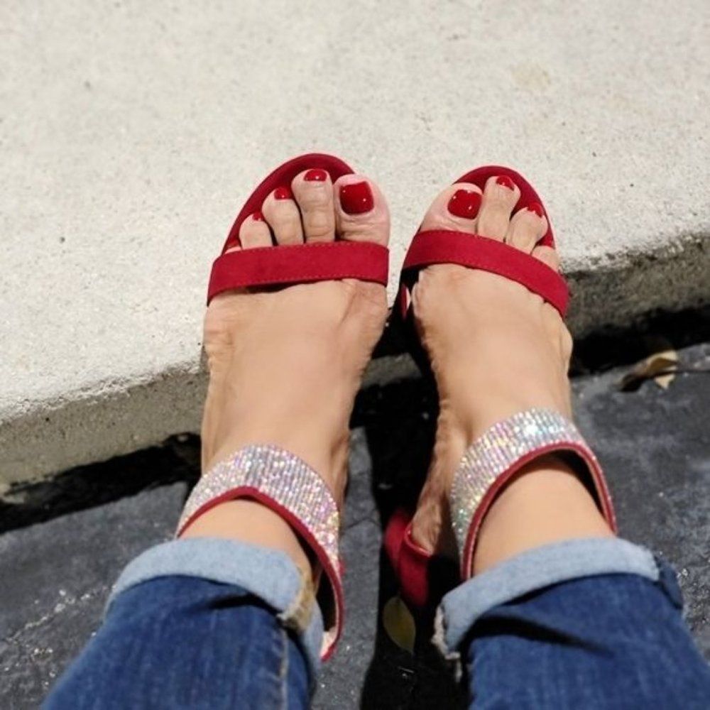 Women's Rhinestone Ankle Band Chunky High Heels Wine Color - Picture 7 of 7